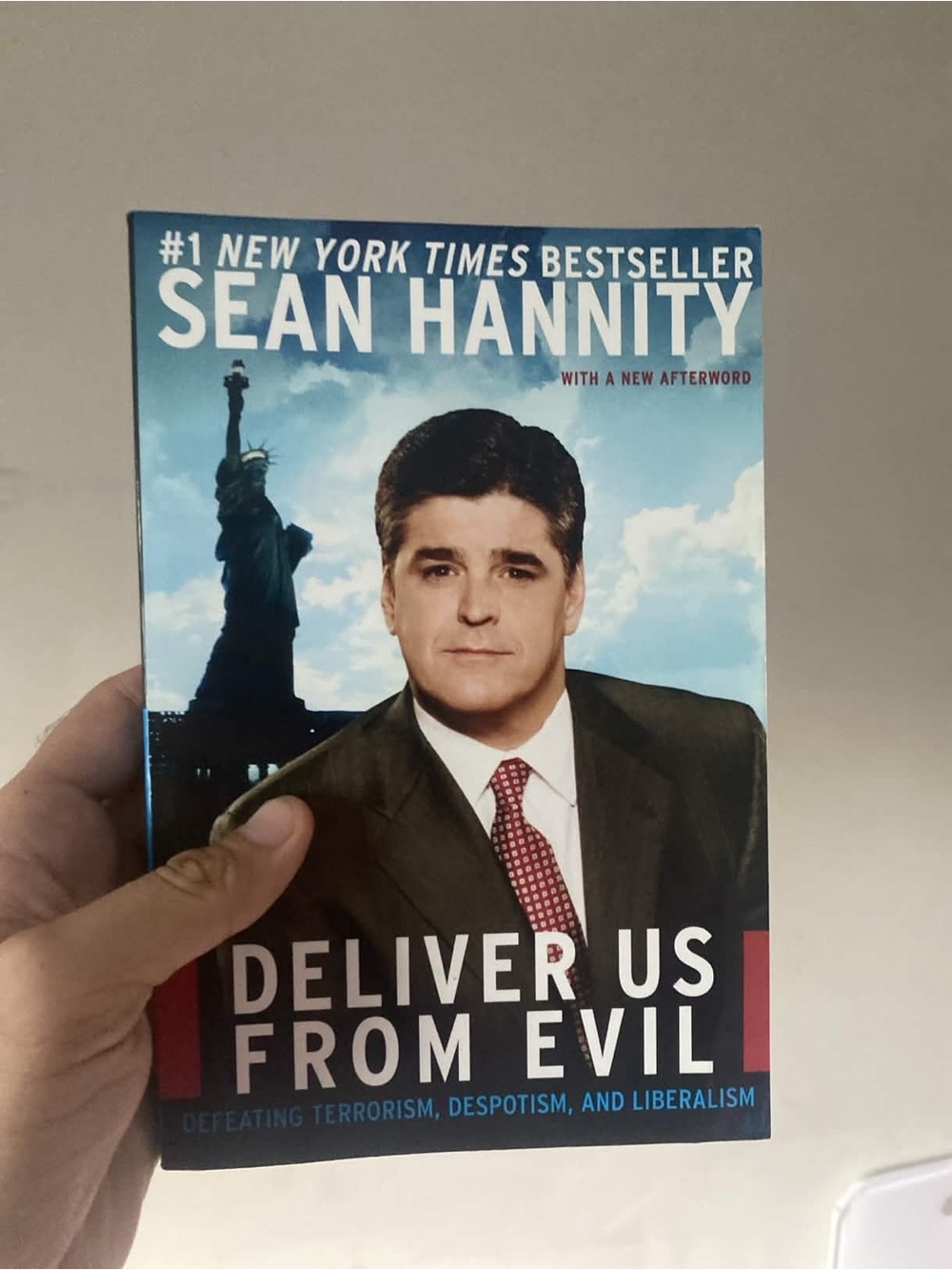 📚$7 Deliver Us From Evil by Sean Hannity